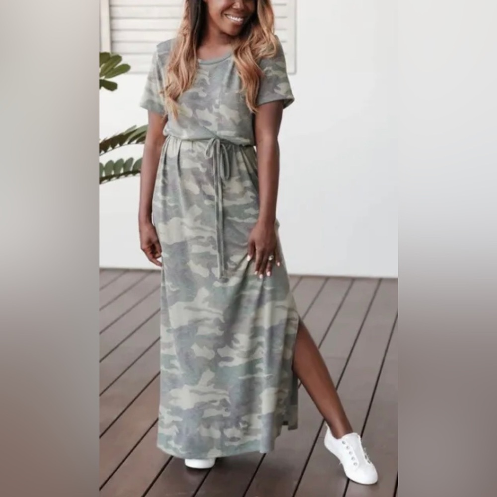 Women’s Large - Give it A Go Camo Maxi Dress - closet candy New in Bag